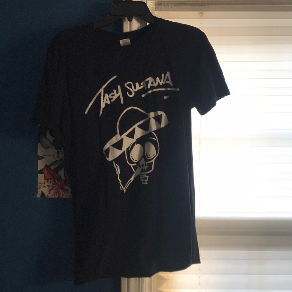 Tash Sultana tour shirt!! Fall 2017🖤